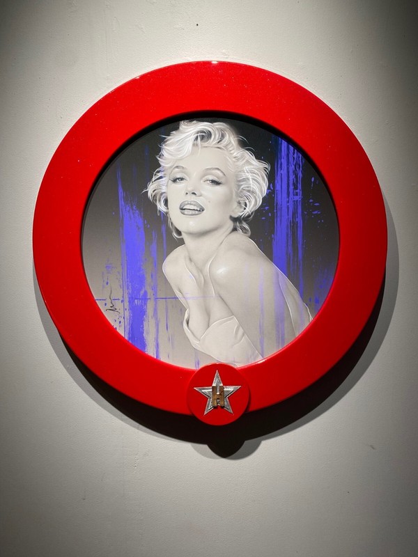 Adam Scott Rote Marilyn Monroe Original Framed Round 38x38x38″ w Hollywood Metal