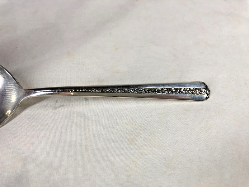 VINTAGE STERLING SILVER TOWLE RAMBLER ROSE PATTERN CREAM SOUP SPOON gallery