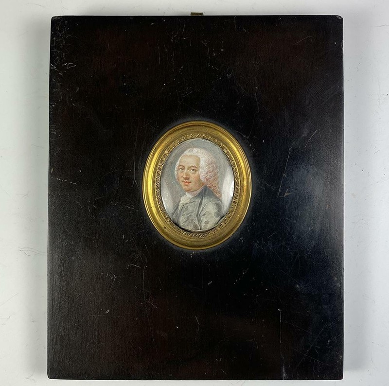 Fine Antique French Portrait Miniature, c.1700s, Gentleman in Powdered Wig