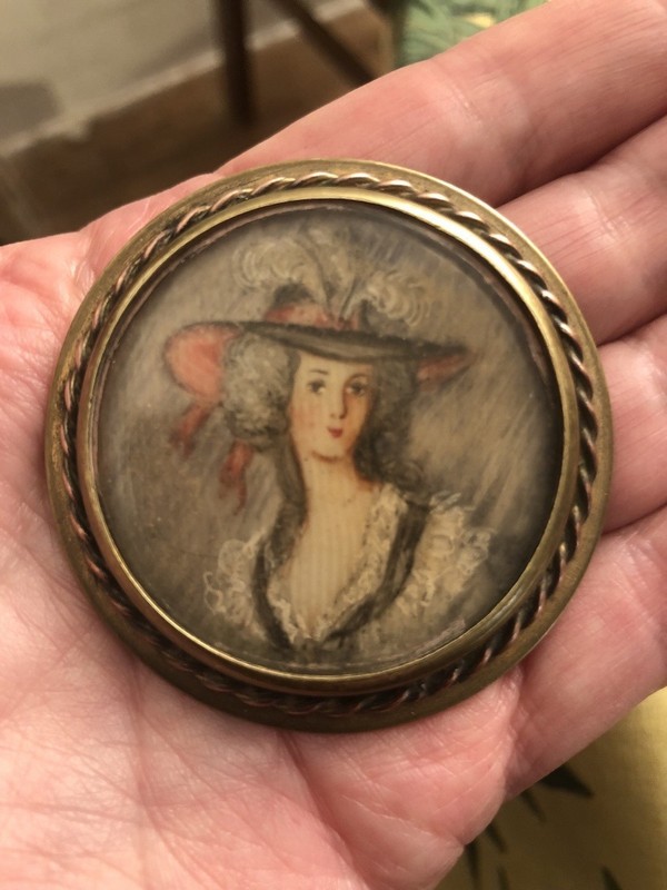 Antique Art Deco Miniature Painting Brooch Elegant Lady 1930s Gilt Metal Frame