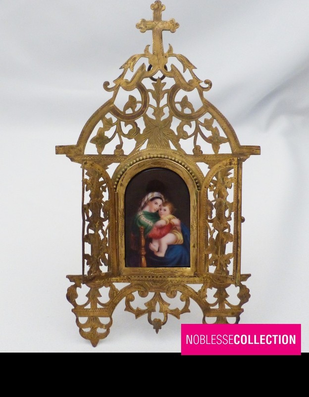 AFTER RAPHAEL ANTIQUE 19TH C. FRENCH MINIATURE ENAMEL PAINTED VIRGIN BRASS FRAME