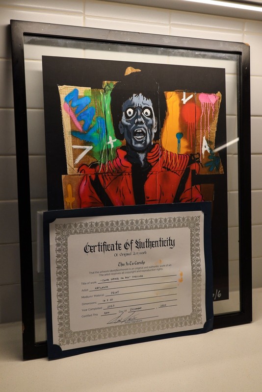 Artlanta Signed Limited Edition 5/6 – “Think Outside the Box – Thriller” (2022) gallery