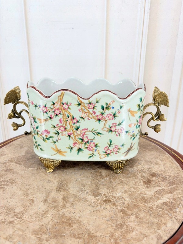 Porcelain Casing with Handles – Cherry Blossom and Dragonfly Motif