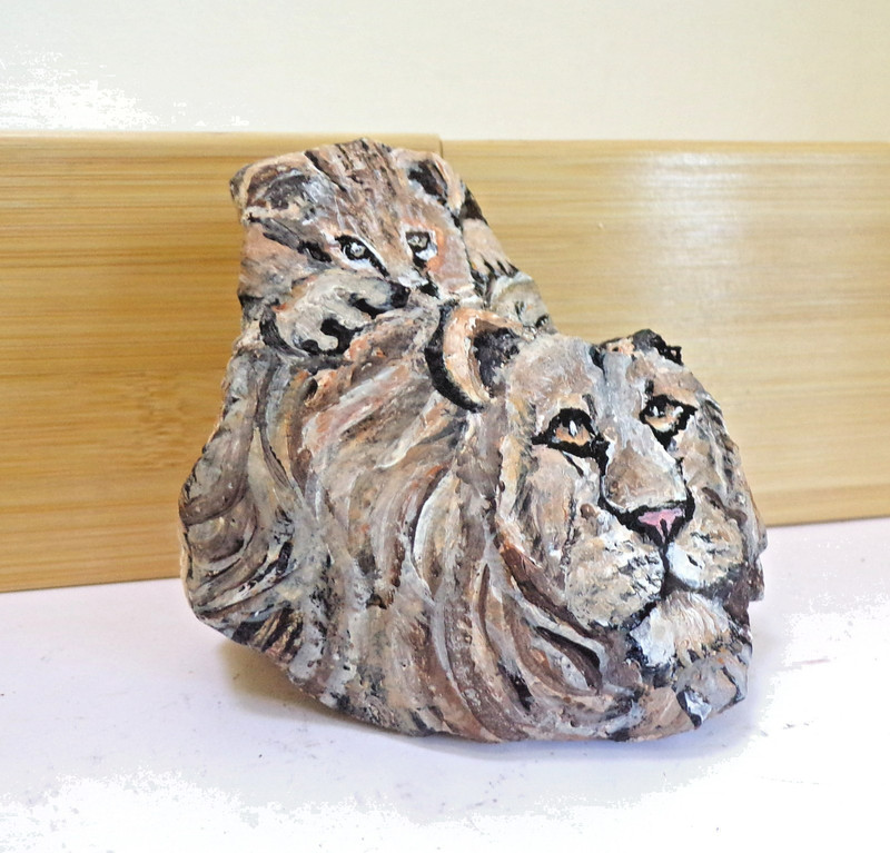 Lion Stone hand painted Rock original art signed by Manuela Quick gallery