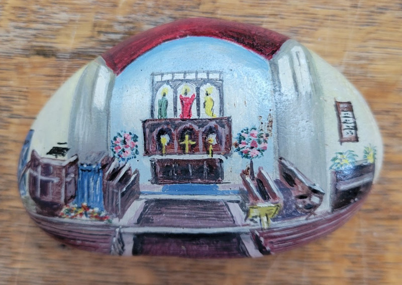 Artist signed painted pebble St. Andrew’s Church, Yeovil UK Dorset Beach 1974
