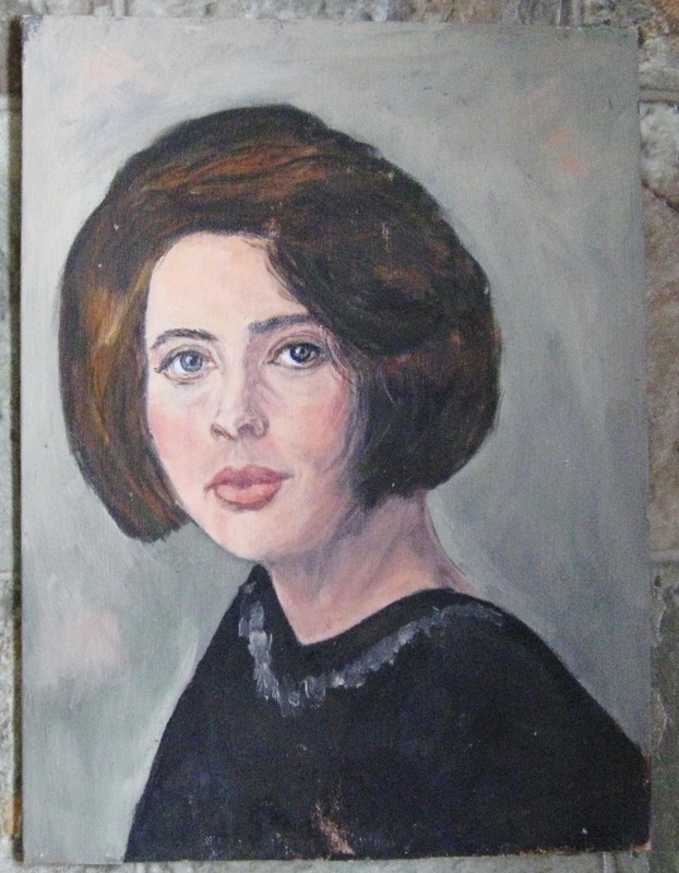 VINTAGE OIL ON CANVAS BOARD BEAUTIFUL YOUNG WOMAN WITH BOUFFANT HAIRDO 16″ X 12″