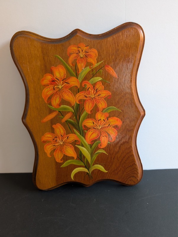 Hand Painted Orange Lillie Wood 12″x9″ Plaque – Toll Painting