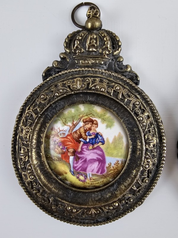 2x Vintage Jean-Honoré Fragonard Reproduction Paintings Porclein Spelter Frames gallery