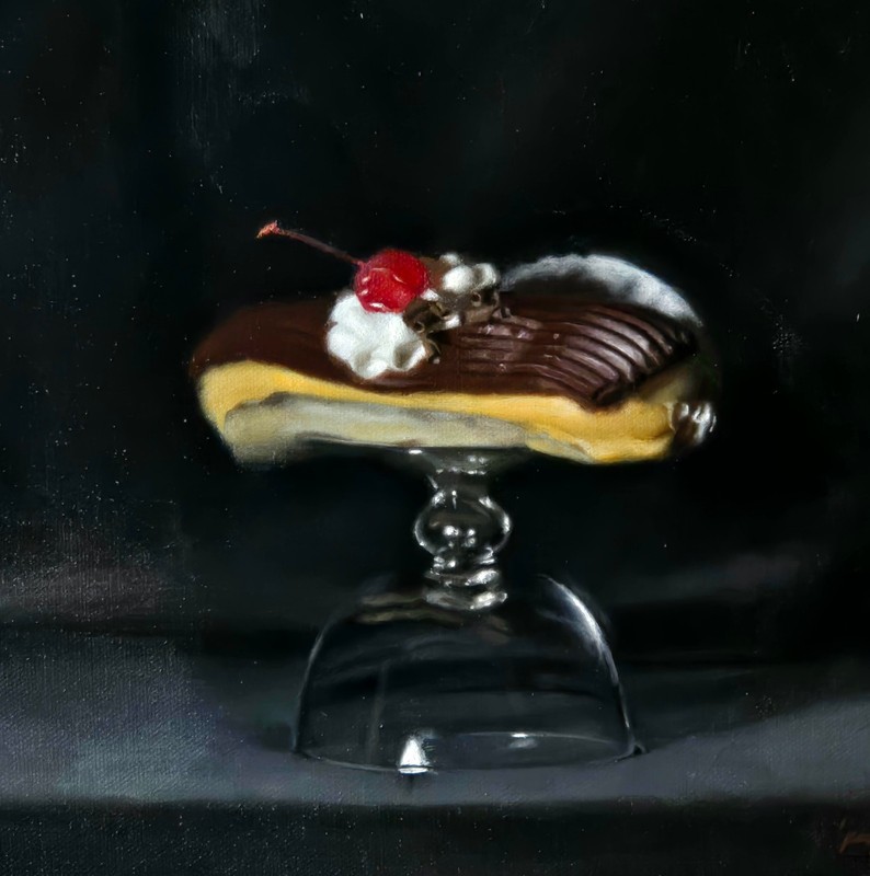 Still Life of an Éclair