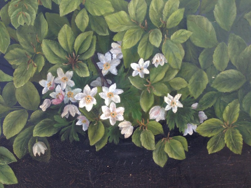 DELICATE WHITE FLOWERS AND GREEN LEAVES gallery
