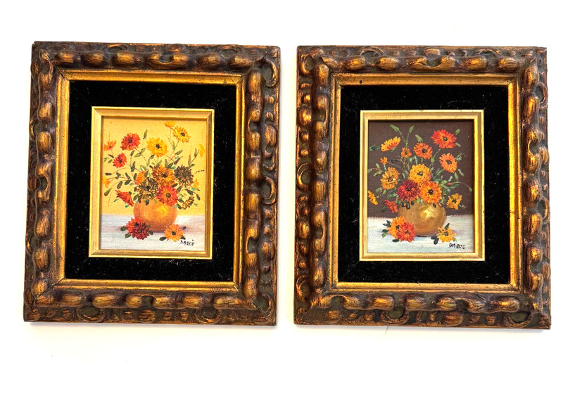 Pair Floral Still Life Original Oil Painting In Gold Frame Ornate Frame Signed