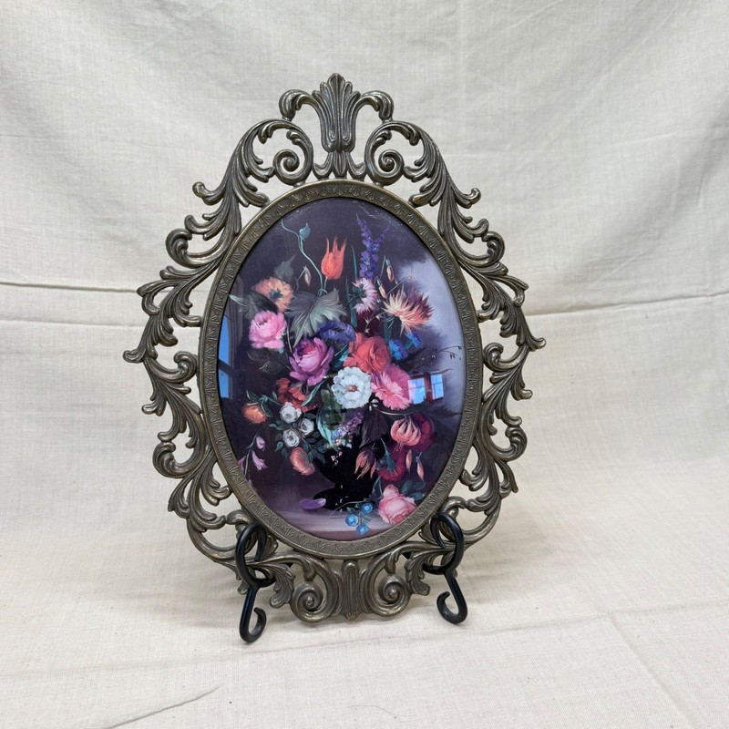 VTG Dark Floral Brass Ornate Italian Frame 10×13″ Convex Bubble Glass Still Life