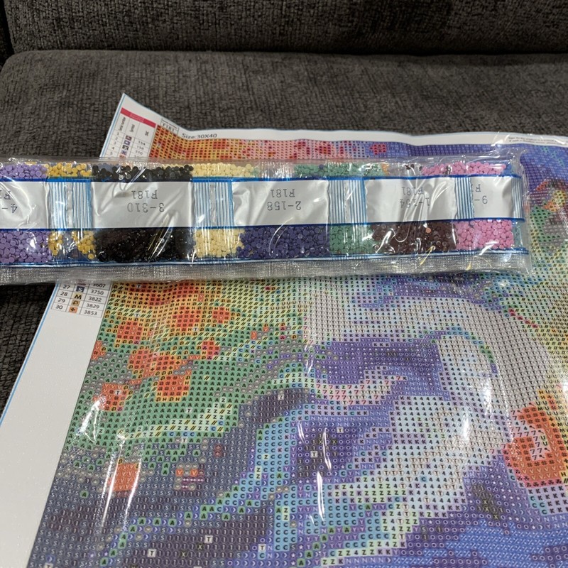 Tiny Fun Focus on Diamond Paintings F181 Wolf 30” x 40” gallery