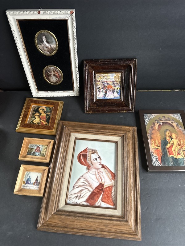 LOT of 7 paintings, icons, metal, wood, glass, CERAMIC MATERIALS SELL AS IS#R17
