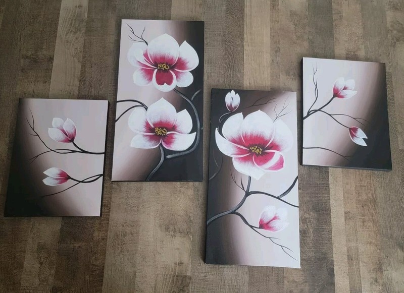 Noah Art-Rustic Floral Art, Spring Blooming Tulips... gallery