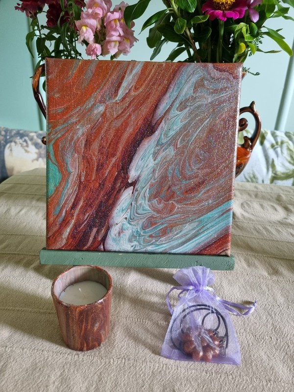 Fun Christmas gift idea set acrylic art painting, candle and necklace