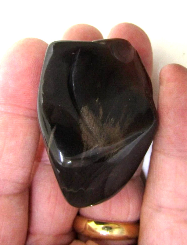 Reddish agate 40 grams, impressive color gallery