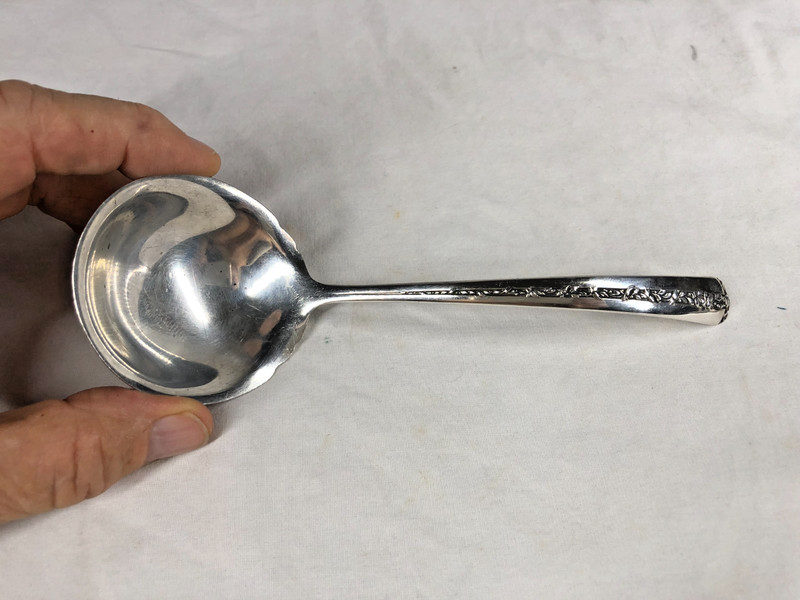 VINTAGE STERLING SILVER TOWLE RAMBLER ROSE PATTERN SAUCE LADLE