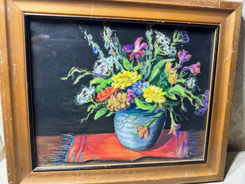 Fern Snyder «Summer Bouquet» Pastel Painting – Signed And Framed