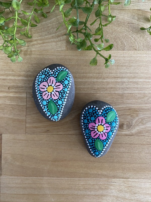 Set Of 2 Handpainted Rocks Hearts W/ Flowers & Dots gallery