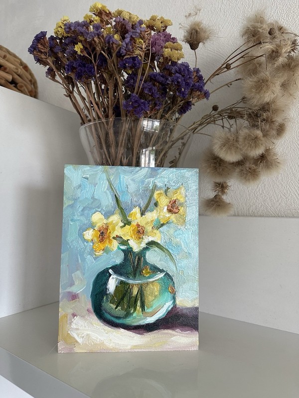 original oil painting Floral Daffodils 15х21cm Wall Art Semi-Abstract Still Life gallery