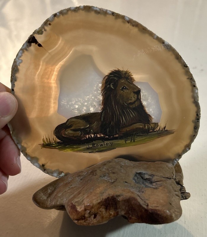 Hand Painted Lion On Agate Slice W/ Burl Wood Base Signed J. Rowley 6” H~5.5” W