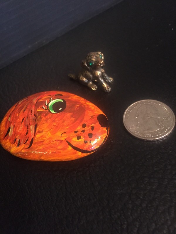B23) ORIGINAL HAND PAINTED DOG ON RIVER ROCK plus BRASS DOG with JEWEL EYES
