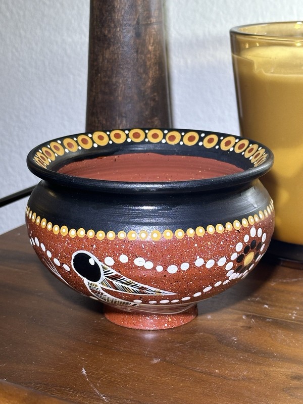 Lionel Phillips 1994 Aboriginal Australian Artist Pottery Bowl Hand Painted