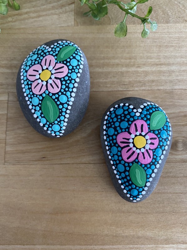 Set Of 2 Handpainted Rocks Hearts W/ Flowers & Dots gallery