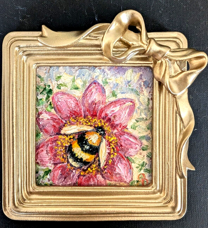 Original OIL Impasto PAINTING «BUMBLEBEE» Impressionism by Olga Diduh Framed
