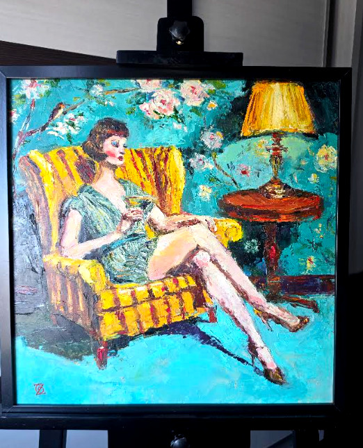 NEW! Calm, relaxing evening with glass of martini for independent Lady.