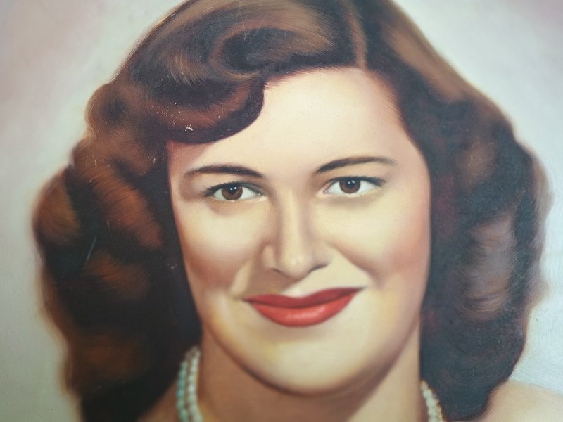 1950s German Oil Painting 19x15 Portrait Woman Fraulein Babe Sexy Classy Signed gallery