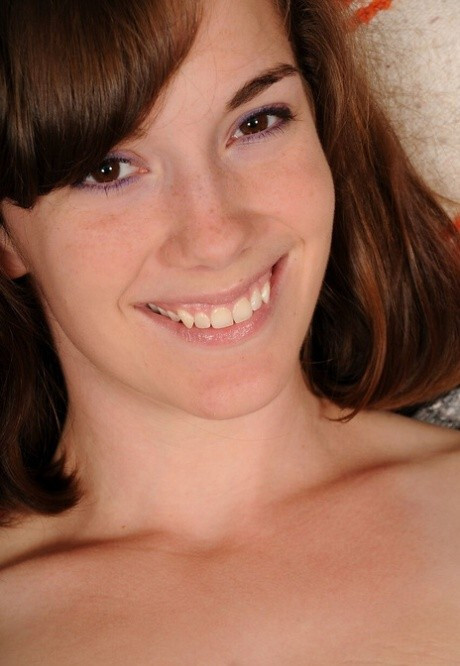 ACEO Card Young Woman with a lovely smile and aburn hair