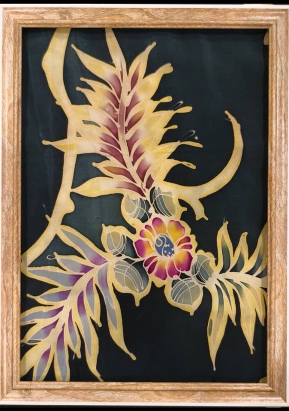 AUTHENTIC TRADITIONAL HAND DRAWN BATIK (A4 UNFRAMED) gallery