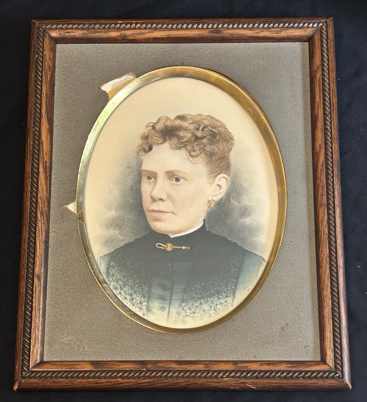 Antique Victorian Portrait Painting LOVELY WOMAN King Cameo Jabot Pin 17th Cent