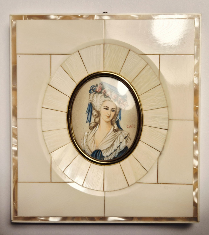 C0575 – Antique Miniature Painting with Frame – Lady Portrait – 11.3 x 10.2 cm