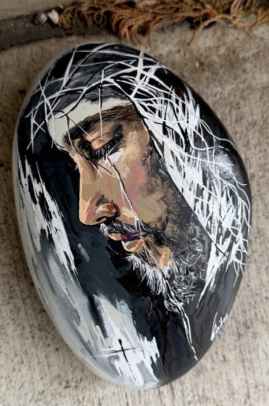 Jesus Art Hand Painted On A Large Rock Approx 7“ X 5 1/2“ X 3“￼