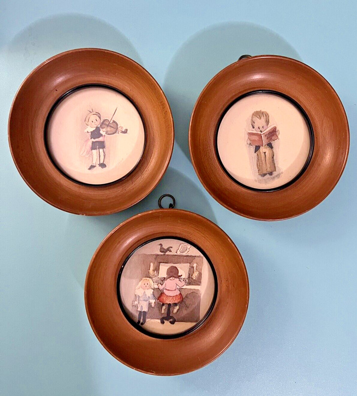 Vtg Round Wood Framed Watercolor Art (3) Signed Mariana Marian Foster Curtiss