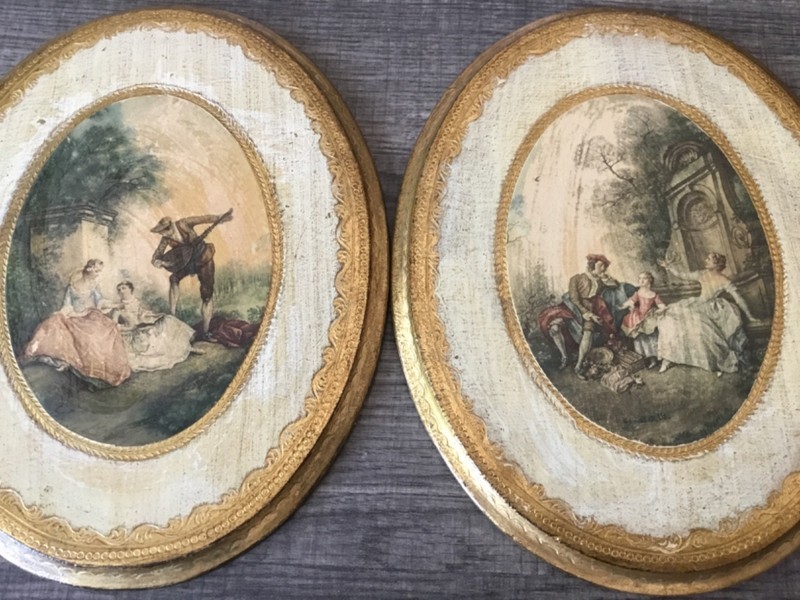 Two 7″x9″ Vintage Oval Solid Wood Paintings with Gold Trim, Italy