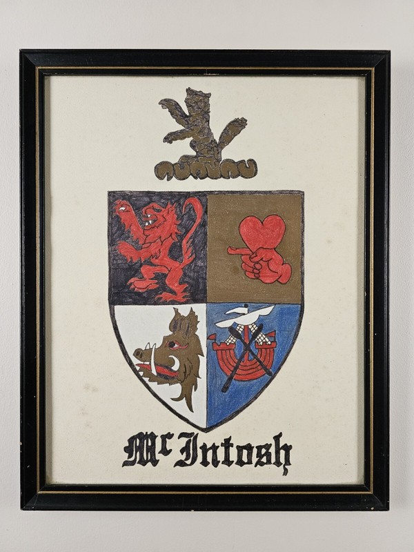 ART – Vintage Hand Painted McIntosh Family Crest Shield 15×12 Framed Painting