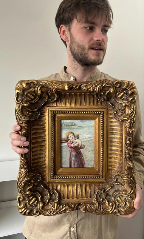 Expressive Portrait Oil Painting «Man HoldingFrame» Classic Artwork