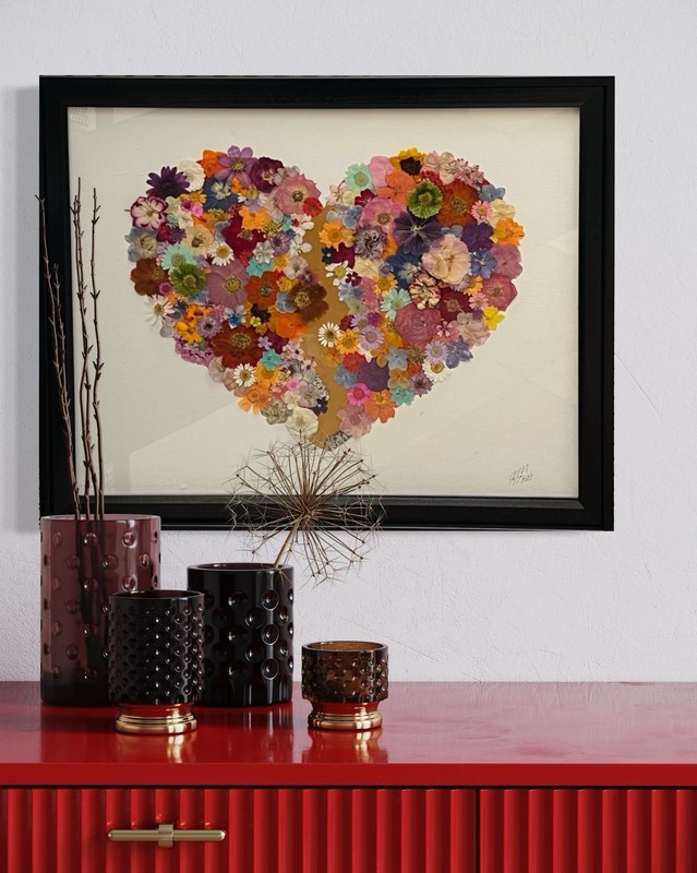 Original mixed media With Pressed flowers and acrylic Paint.