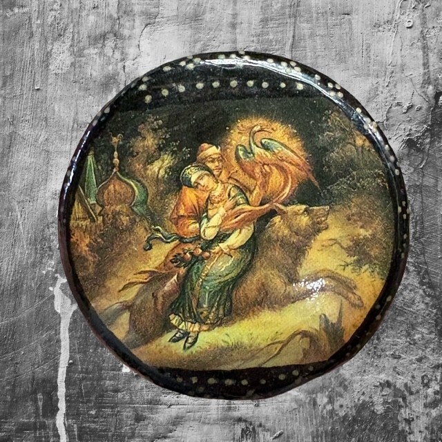 Vintage Russian Hand-Painted Lacquer Box Miniature Art Folk Tale Scene