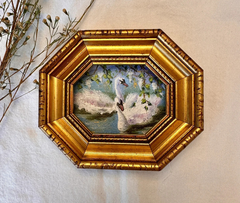 Framed Swan Oil Painting: Small Vintage Style Wall Art