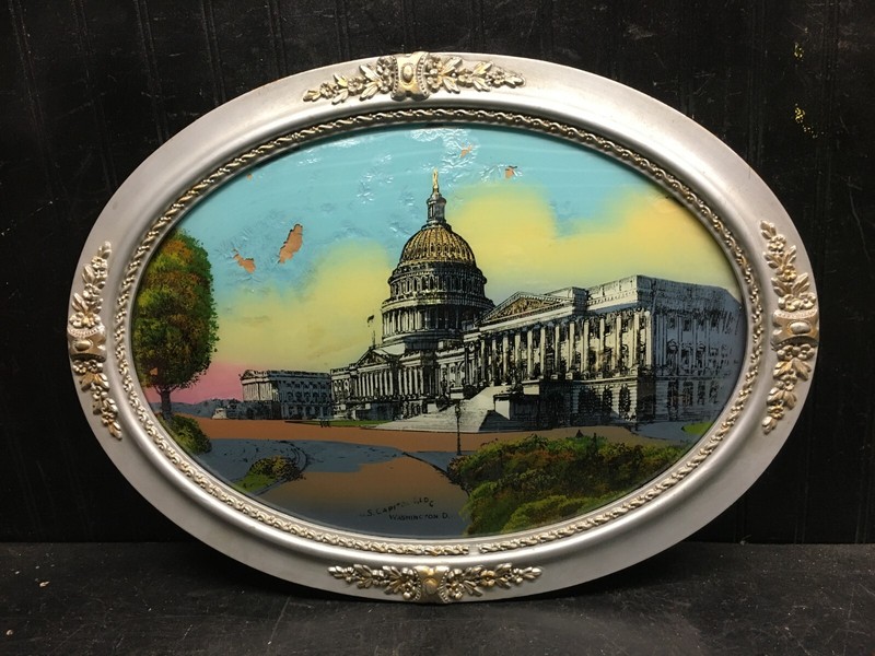 Vintage 1940s Oval Bubble Glass Frame Reverse Painting US CAPITAL BUILDING