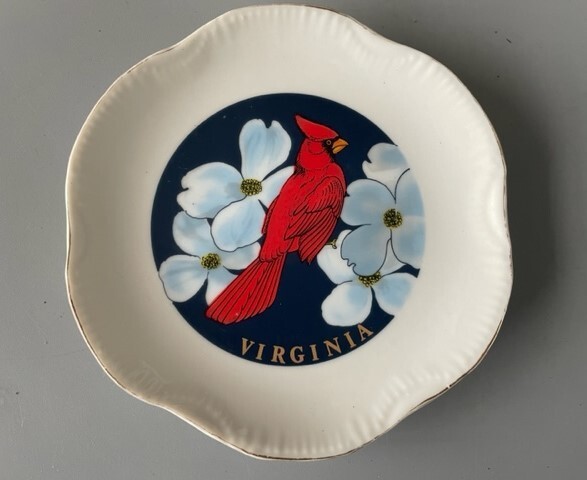 Wall Decorative Hand Paint Plate, Cardinal Bird 6″ Inch Round Virginia Souvenir