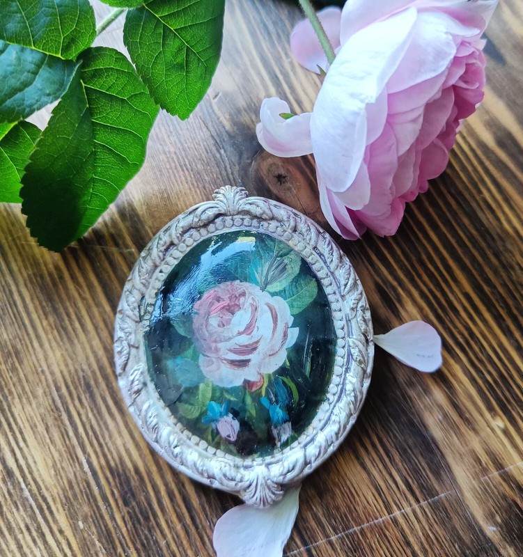 ACEO Original Acrylic Painting Miniature Rose in Vintage Slyle Frame 3x2,5 in gallery