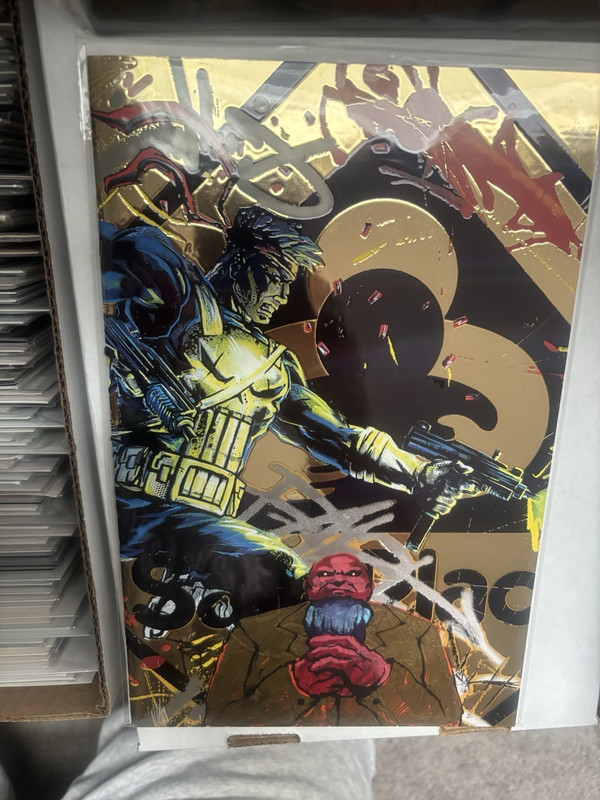 RZP Signed / remarked kingpin megacon exclusive punisher gold embossed foil