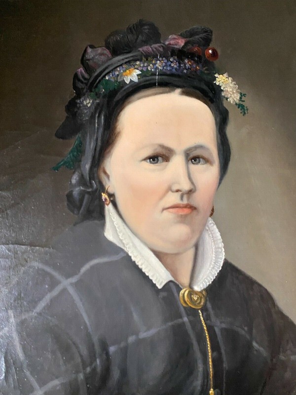 Oil Painting Portrait Lady Woman with Book Fashion & Chain 19 Jhr. Frame Garment gallery