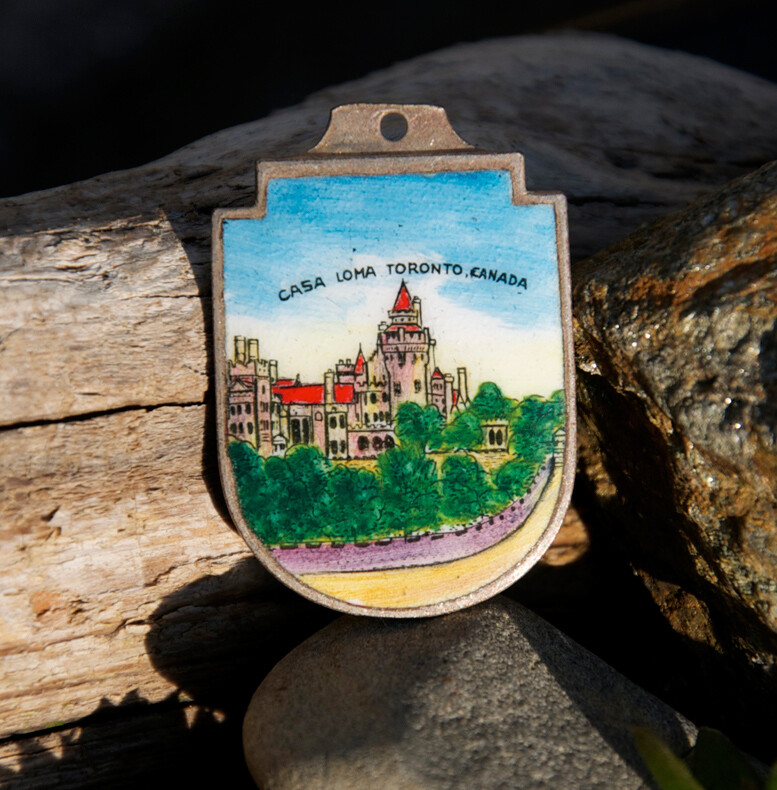 SMALL VINTAGE HAND MADE ENAMEL KEYCHAIN # CASA LOMA TORONTO CANADA